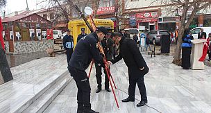 Hınıs'ta 14 Mart Coşkusu