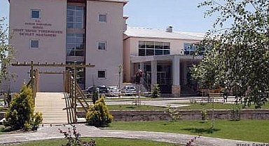 Hınıs Şehit Yavuz Yürekseven Devlet Hastahanesi İlkleri Yaşatıyor