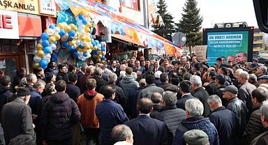 BAŞKAN SEKMEN’E NARMAN’DA COŞKULU KARŞILAMA