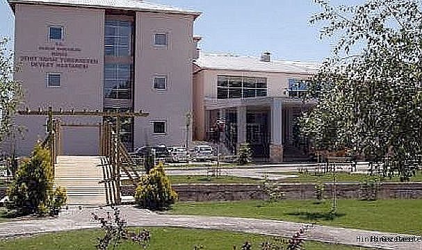 Hınıs'ta Doktor Eksikliği Ne Zaman Giderilecek?